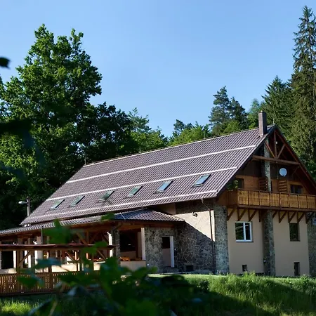 Pod Bresteckou Skalou Pensjonat Břestek