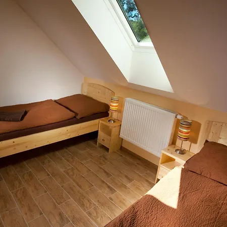 Pod Bresteckou Skalou Guest house Brestek