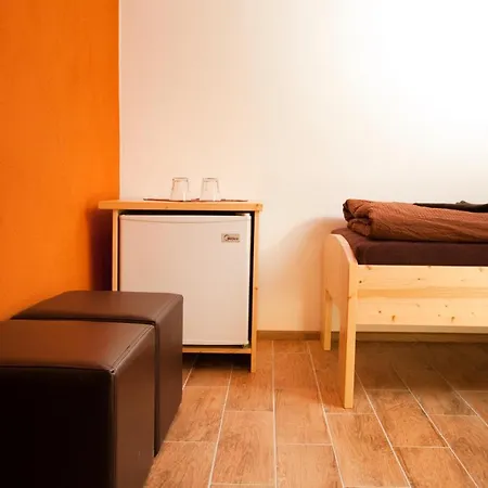 Pod Bresteckou Skalou 3*