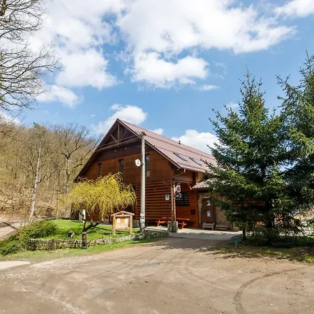 Pod Bresteckou Skalou Gasthuis Břestek